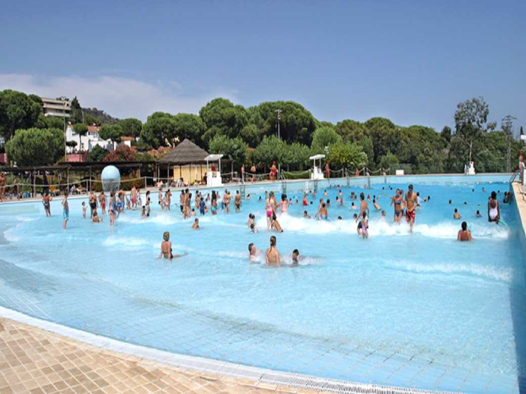 Wave Pool