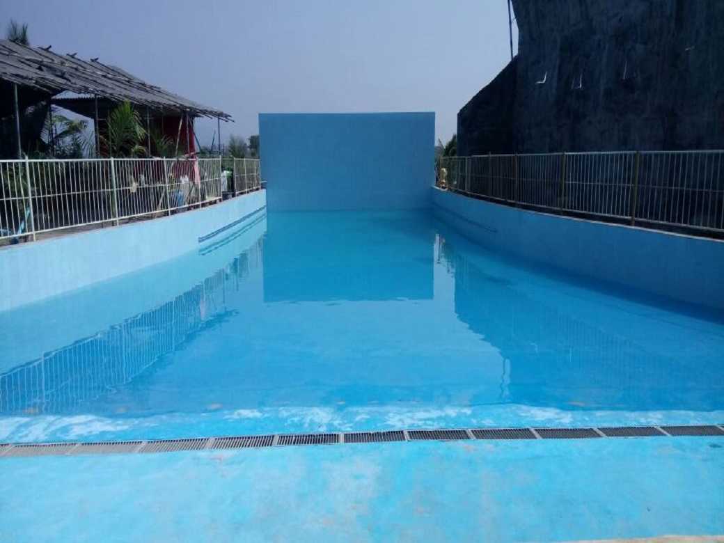 Water Wave Pool 150 HP